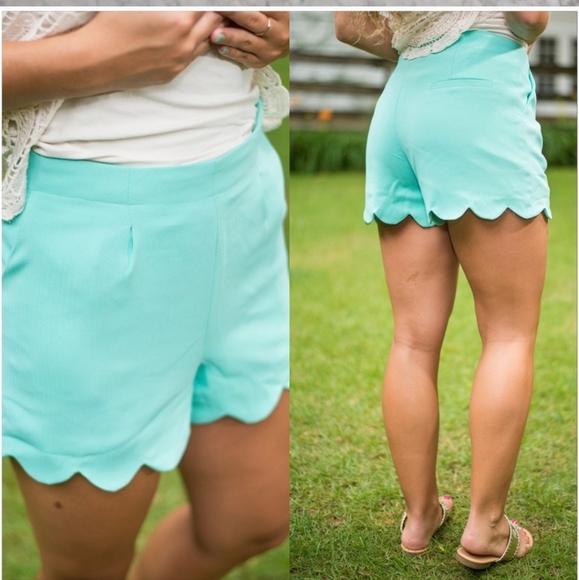 Mint Green Scalloped Hem Women's Shorts - Picture 7 of 7